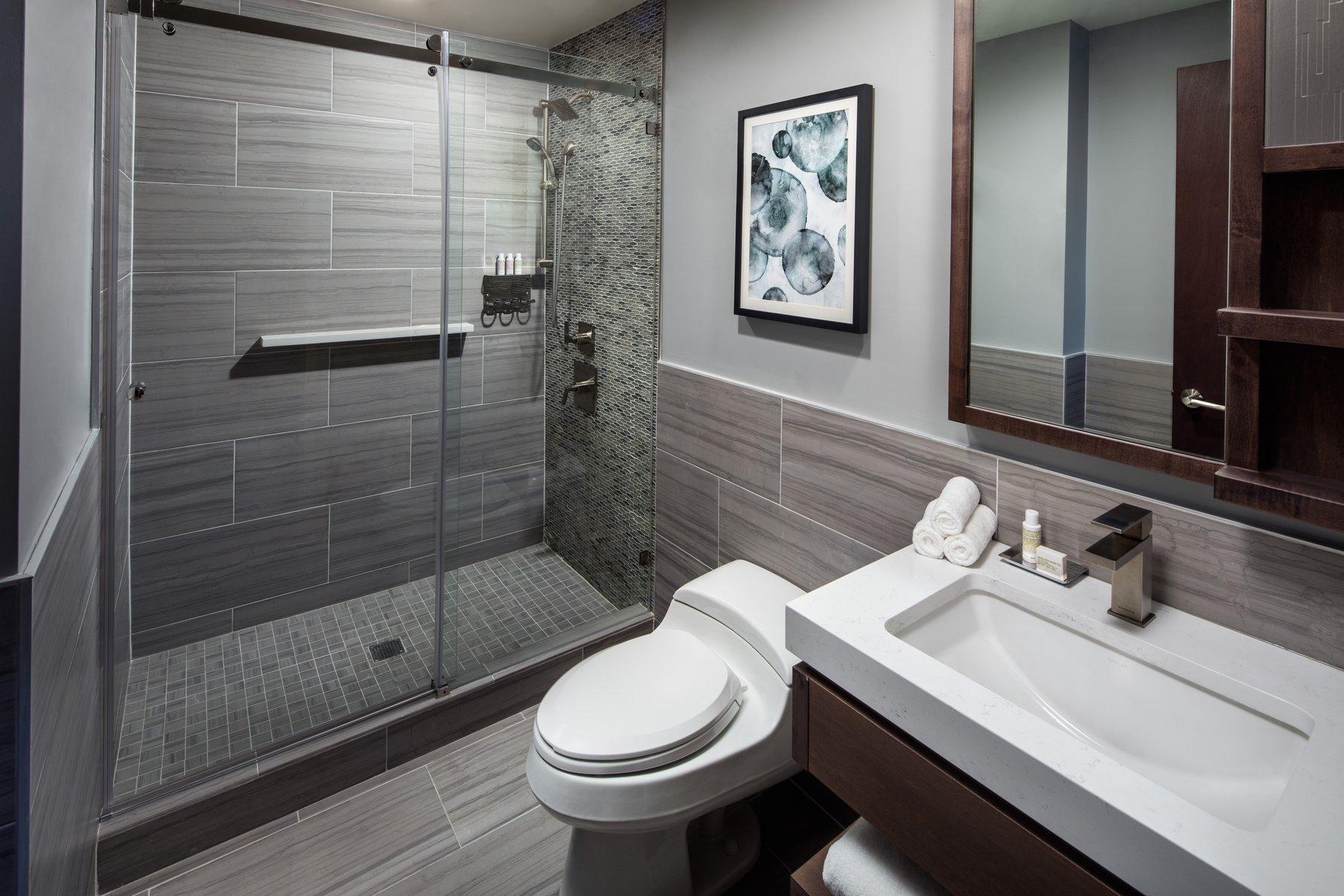 Standard Room at Hotel Indigo Flushing - LaGuardia, photo 5